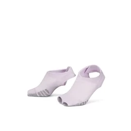 Nike Grip Studio