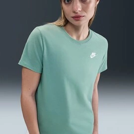 Nike Sportswear Club Essentials Womens T-Shirt