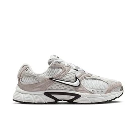 Nike V5 RNR Suede